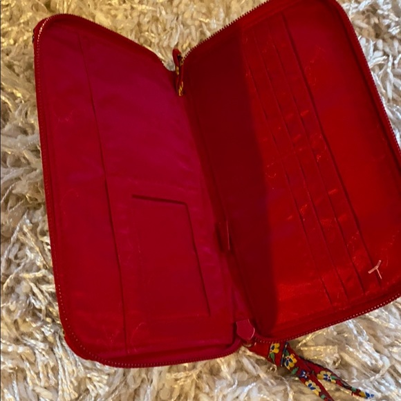 Vera Bradley - NWOT wristlet/wallet - Picture 3 of 7